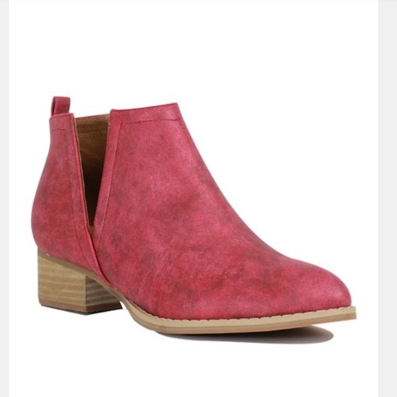 BURGUNDY BOOTIE - Picture 2 of 4